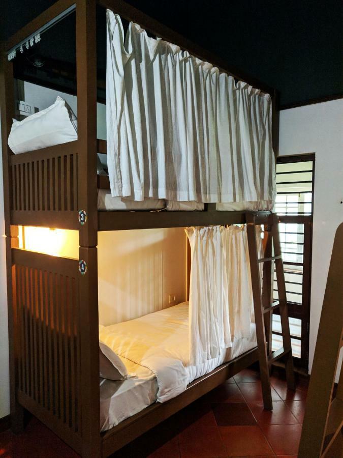 Adri Chembra Hostel Meppadi Exterior photo